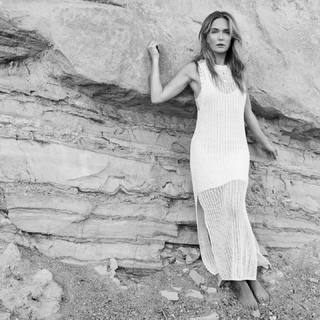 Katie Aselton feet photo thumbnail