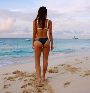 Katie Austin feet photo thumbnail