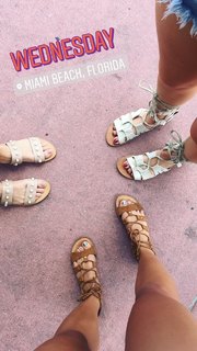 Katie Austin feet photo thumbnail