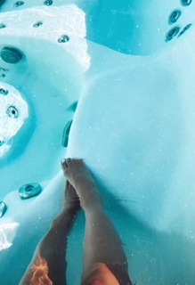 Katie Austin feet photo thumbnail