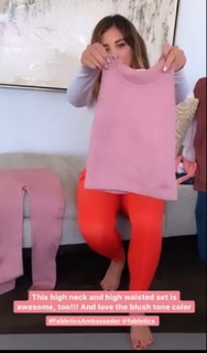 Katie Austin feet photo thumbnail