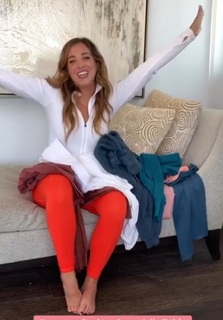 Katie Austin feet photo thumbnail