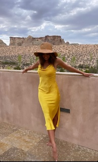 Katie Austin feet photo thumbnail