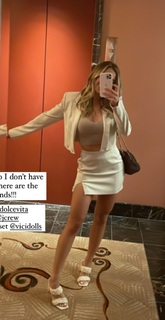 Katie Austin feet photo thumbnail