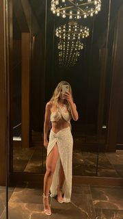 Katie Austin feet photo thumbnail