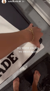 Katie Austin feet photo thumbnail