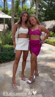 Katie Austin feet photo thumbnail