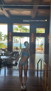 Katie Austin feet photo thumbnail