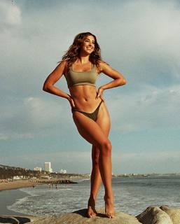 Katie Austin feet photo thumbnail