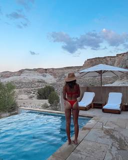 Katie Austin feet photo thumbnail