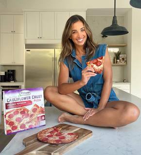 Katie Austin feet photo thumbnail