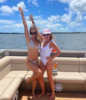 Katie Austin feet photo thumbnail