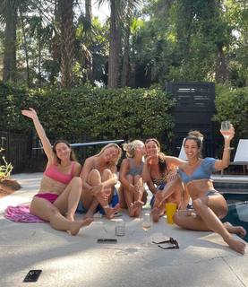 Katie Austin feet photo thumbnail