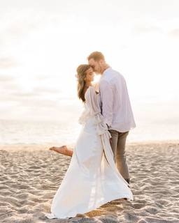 Katie Austin feet photo thumbnail