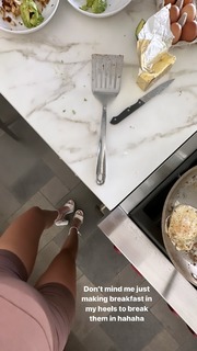Katie Austin feet photo thumbnail