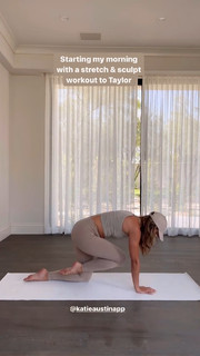 Katie Austin feet photo thumbnail