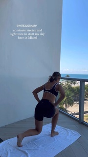 Katie Austin feet photo thumbnail