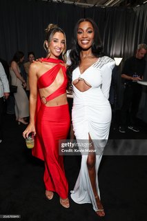 Katie Austin feet photo thumbnail