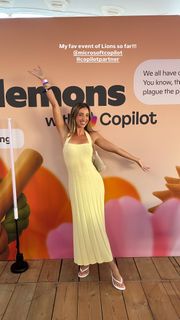 Katie Austin feet photo thumbnail