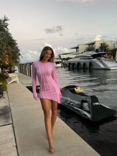 Katie Austin feet photo thumbnail