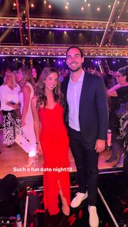 Katie Austin feet photo thumbnail