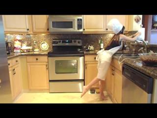 Katie Carmona feet photo thumbnail