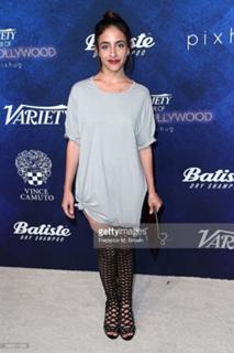 Katie Carmona feet photo thumbnail