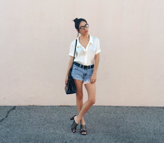 Katie Carmona feet photo thumbnail