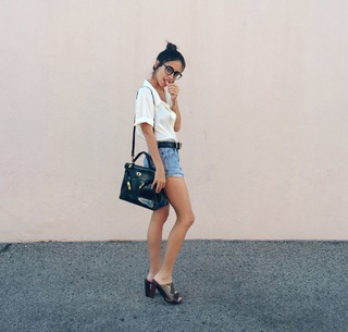 Katie Carmona feet photo thumbnail