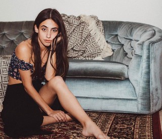 Katie Carmona feet photo thumbnail