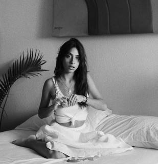 Katie Carmona feet photo thumbnail