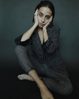 Katie Carmona feet photo thumbnail