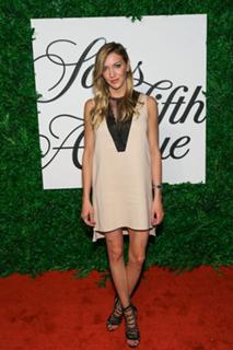 Katie Cassidy feet photo thumbnail