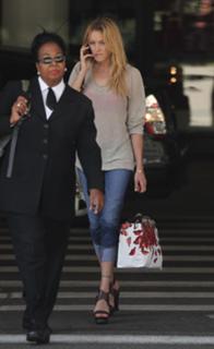 Katie Cassidy feet photo thumbnail