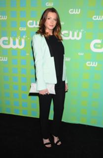 Katie Cassidy feet photo thumbnail