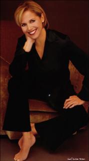 Katie Couric feet photo thumbnail
