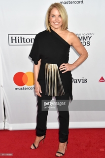 Katie Couric feet photo thumbnail