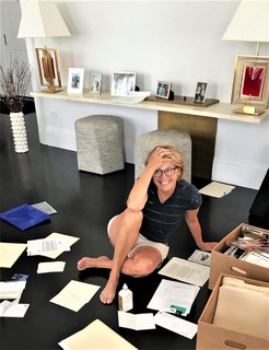Katie Couric feet photo thumbnail