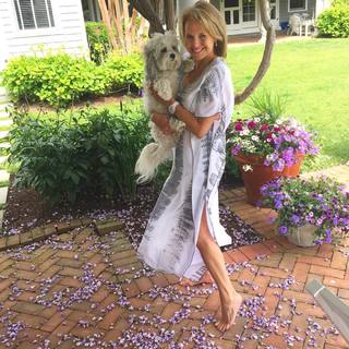 Katie Couric feet photo thumbnail