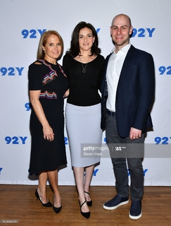 Katie Couric feet photo thumbnail