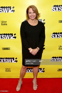 Katie Couric feet photo thumbnail