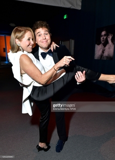 Katie Couric feet photo thumbnail