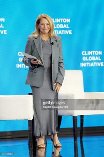 Katie Couric feet photo thumbnail