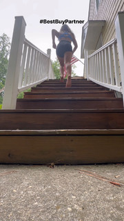 Katie Donnelly feet photo 17