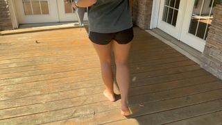 Katie Donnelly feet photo 4