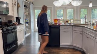 Katie Donnelly feet photo 6