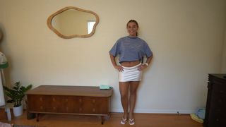 Katie Donnelly feet photo 13