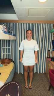 Katie Donnelly feet photo 6