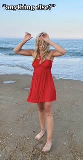 Katie Feeney feet photo thumbnail