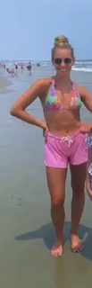 Katie Feeney feet photo thumbnail